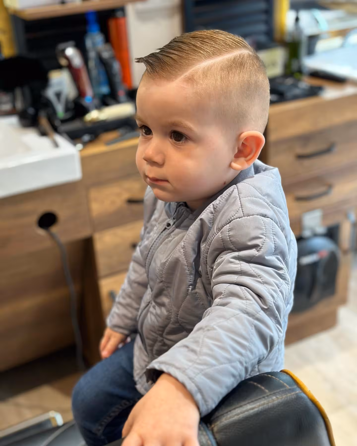 Coupe de cheveux moderne 2